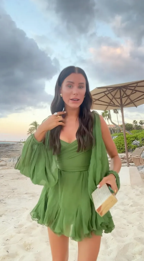 Alice Morrow™ Abito off shoulder con scollo a V