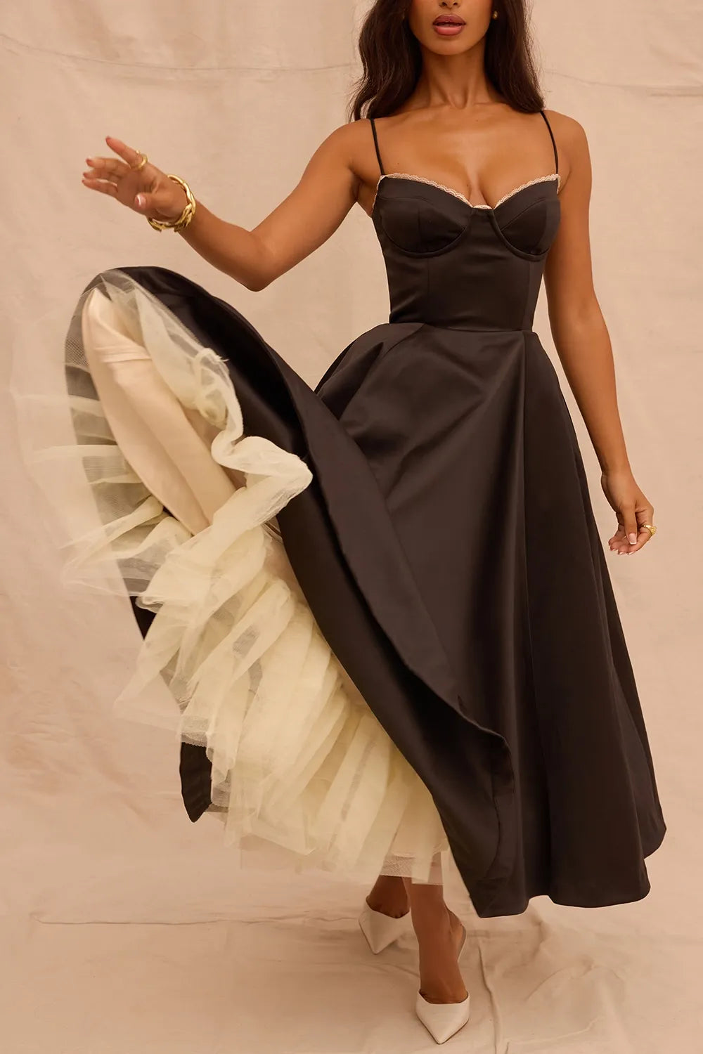Giacinta Petrilli™ Abito midi con gonna in tulle e spalline regolabili