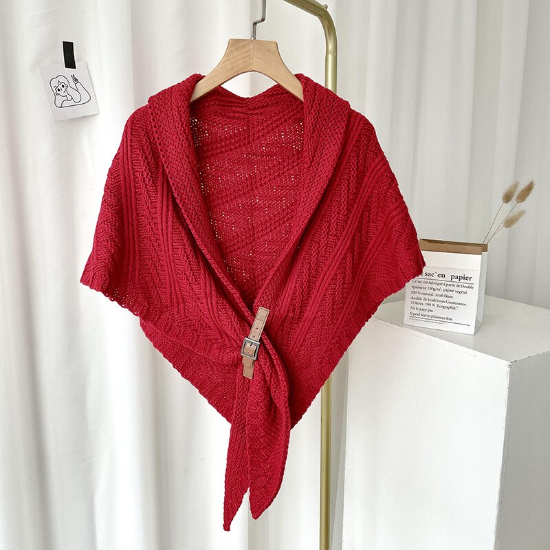 Juliet Moreau™ Sciarpa in maglia a triangolo con chiusura in pelle