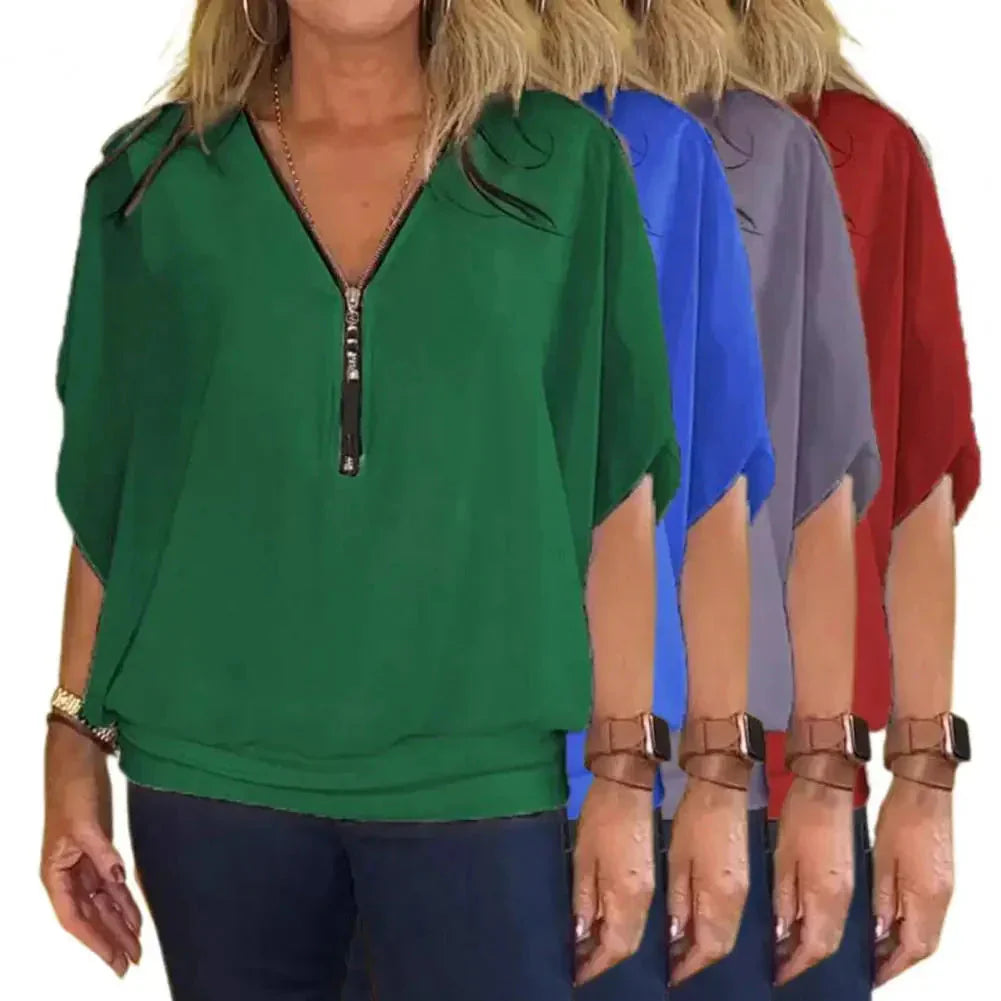 Kaylee™ Top casual con mezza zip
