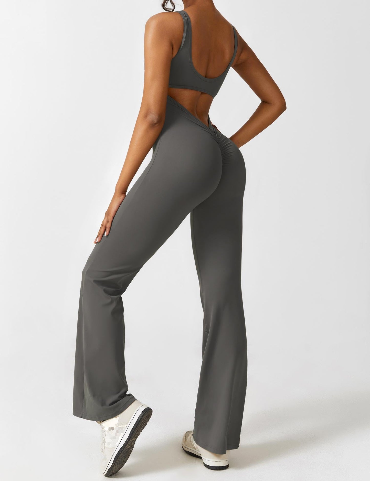 Roberta Fit™ Tuta slim con patta posteriore
