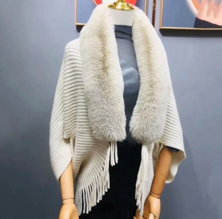 Rosine Robiquet™ Sciarpa e maglione trendy 2 in 1 con collo in pelliccia
