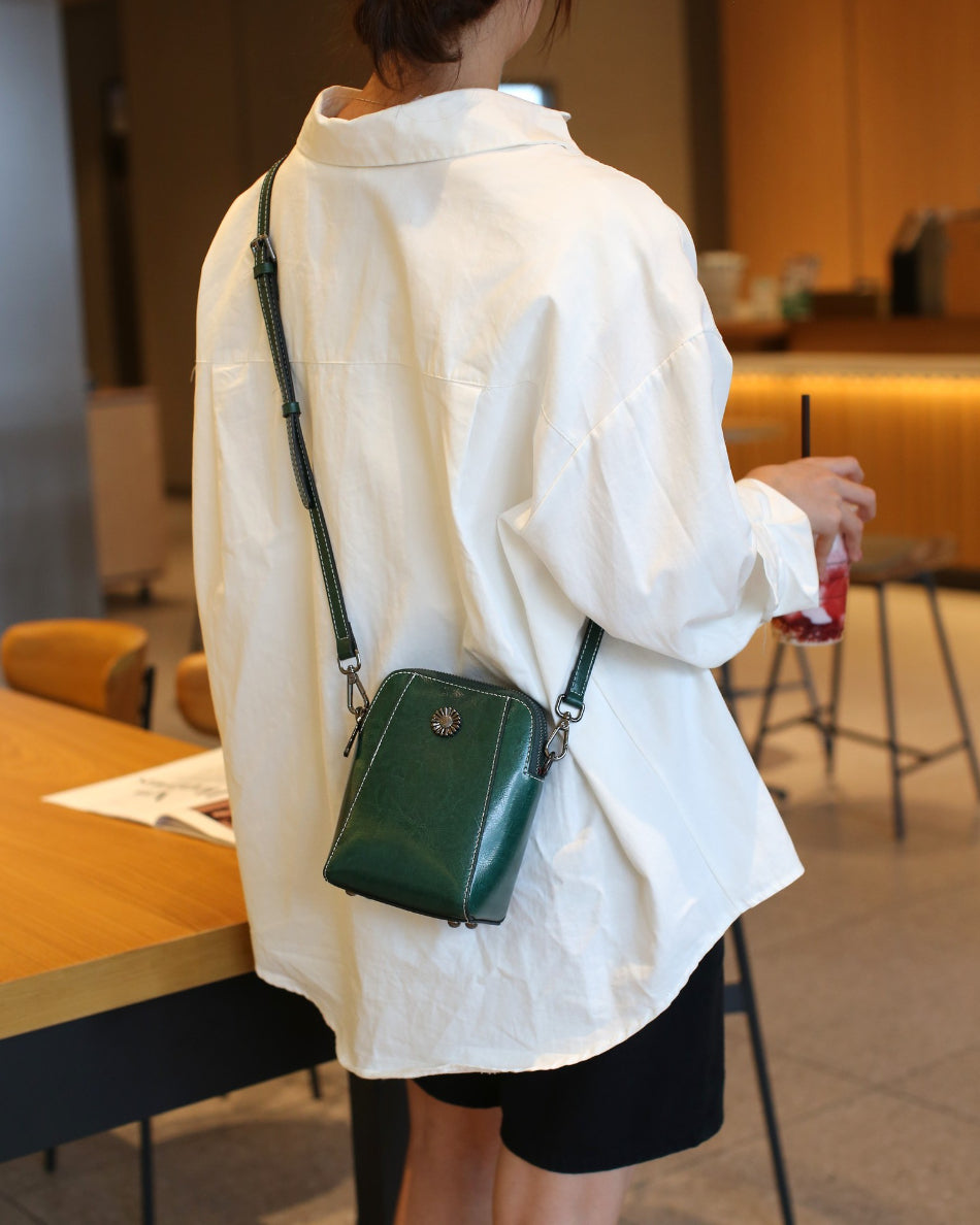 Sancha™ Piccola borsa a tracolla in stile vintage