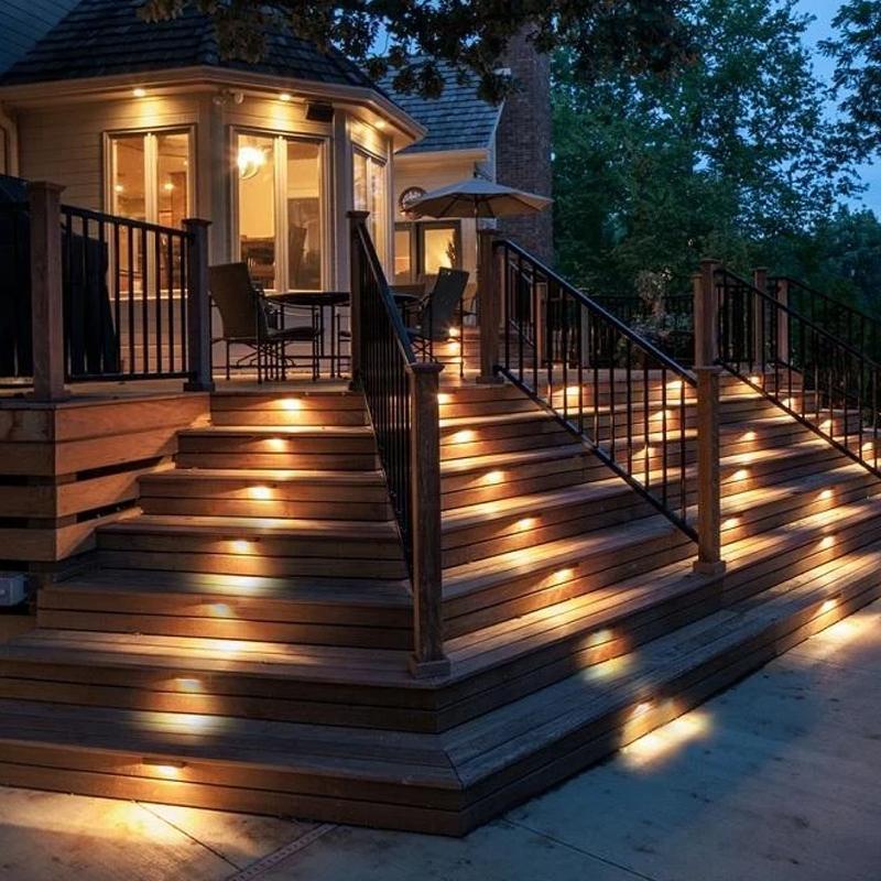 SmartDeck™ Luci da giardino a LED ad energia solare impermeabili e multifunzionali