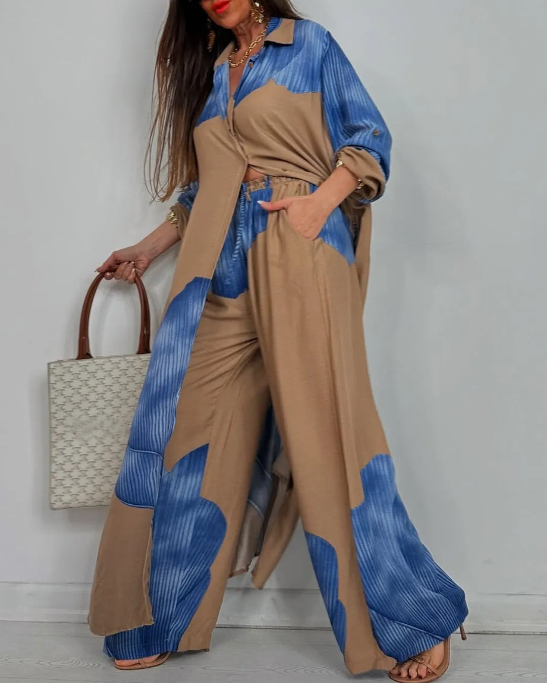Susanna Perro™ Completo con top e pantaloni stampati patchwork con scollo a V