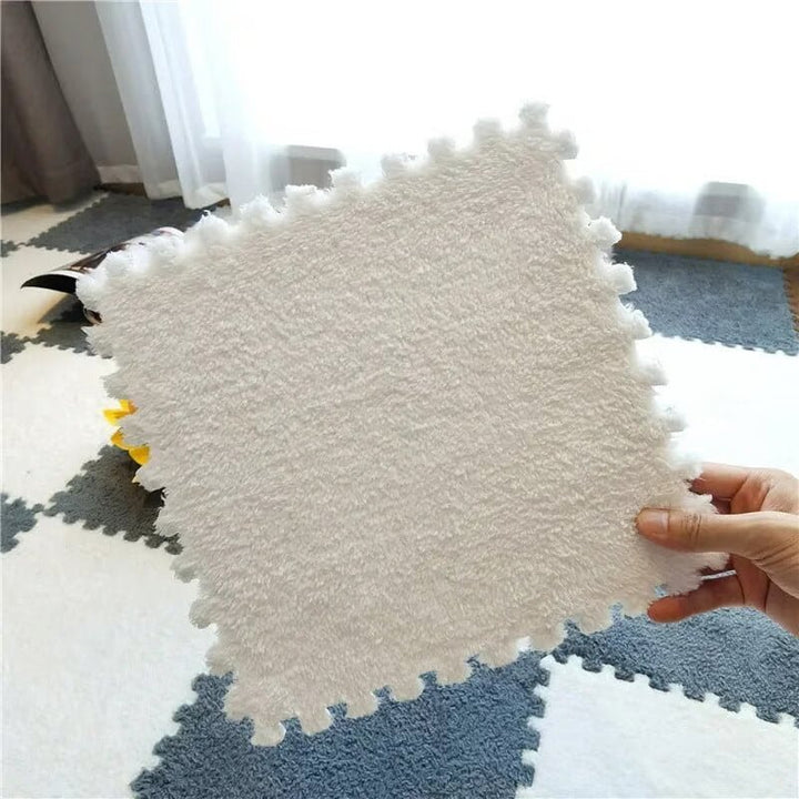 Tuftiq™ Tappeto Ultimate Soft Plush