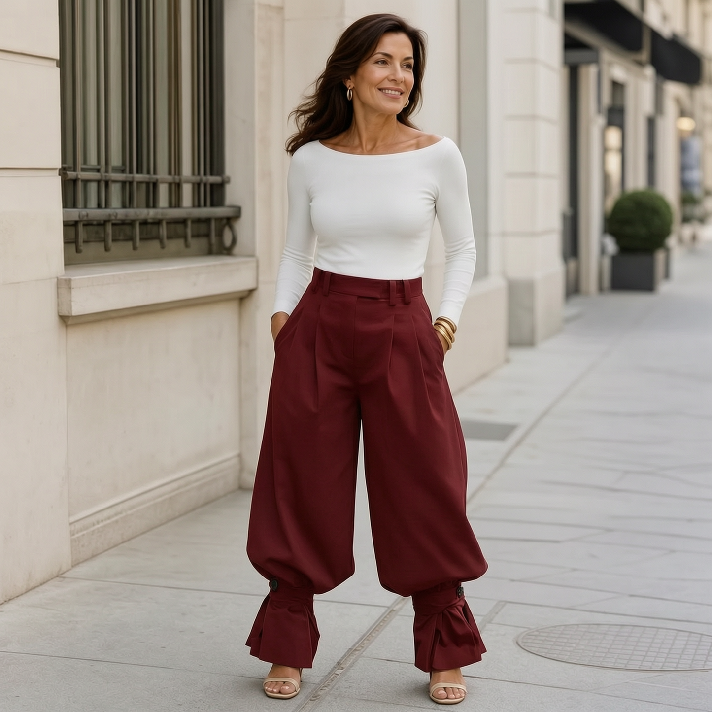Agata Savorani™ Pantaloni a gamba larga con pince per uno stile senza sforzo