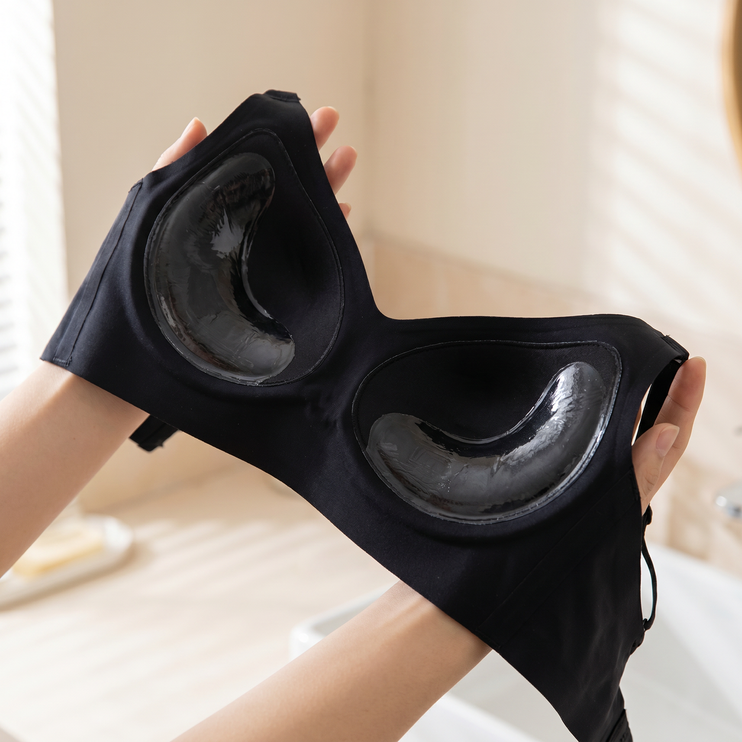 Bareella™ Reggiseno invisibile senza ferretto per abiti scollati sulla schiena