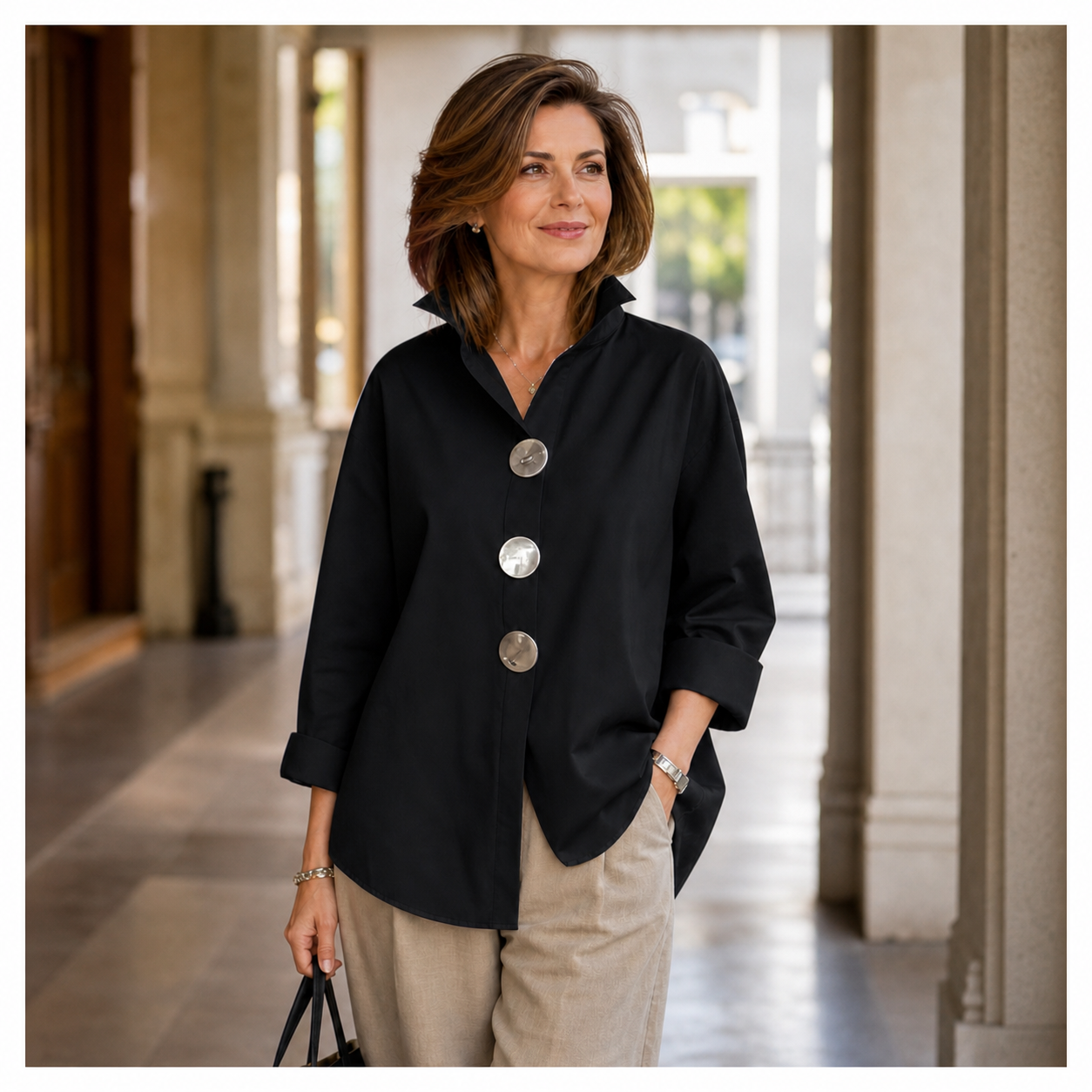 Cecilia Guidetti™ Blusa con bottoni versatile per outfit semplici e pratici