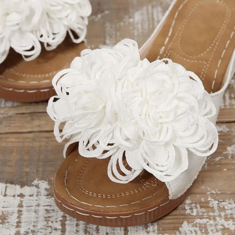 Diletta Baronetti™ Sandali con zeppa eleganti a fiori