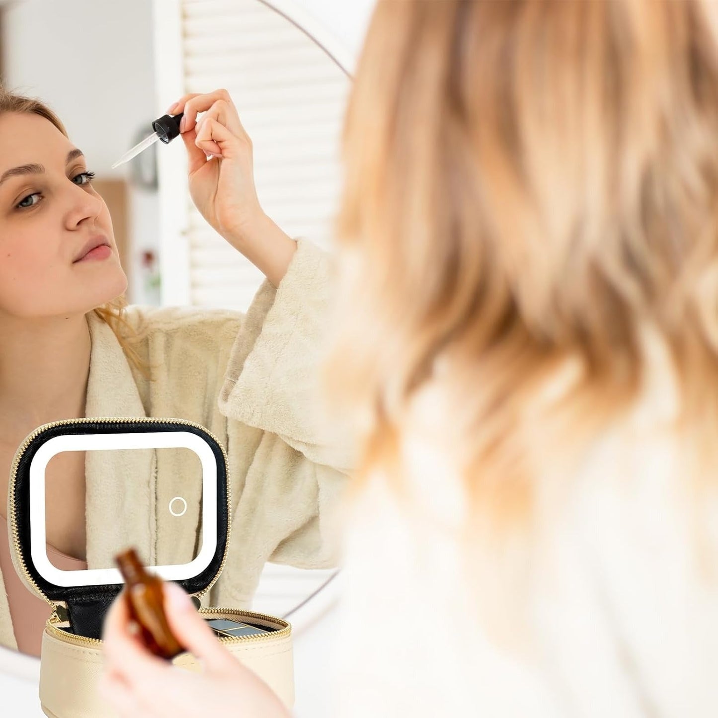 GlowKit Pro+™ Pochette trucco compatta con specchio LED