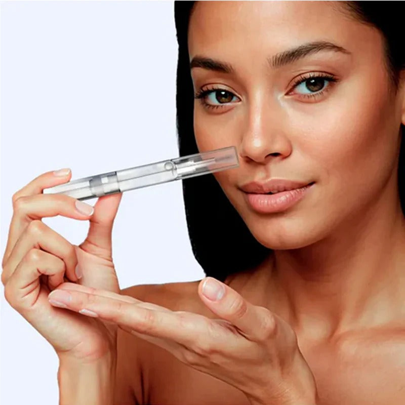 NailClear Pro+™ Penna rigenerante per unghie più sane e chiare