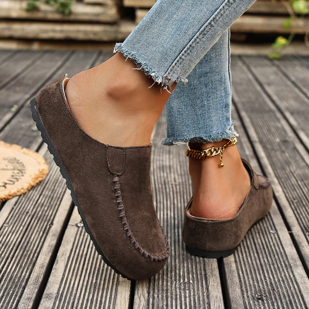 Piera DeLuca™ Pantofole comode slip-on per un comfort quotidiano senza sforzo