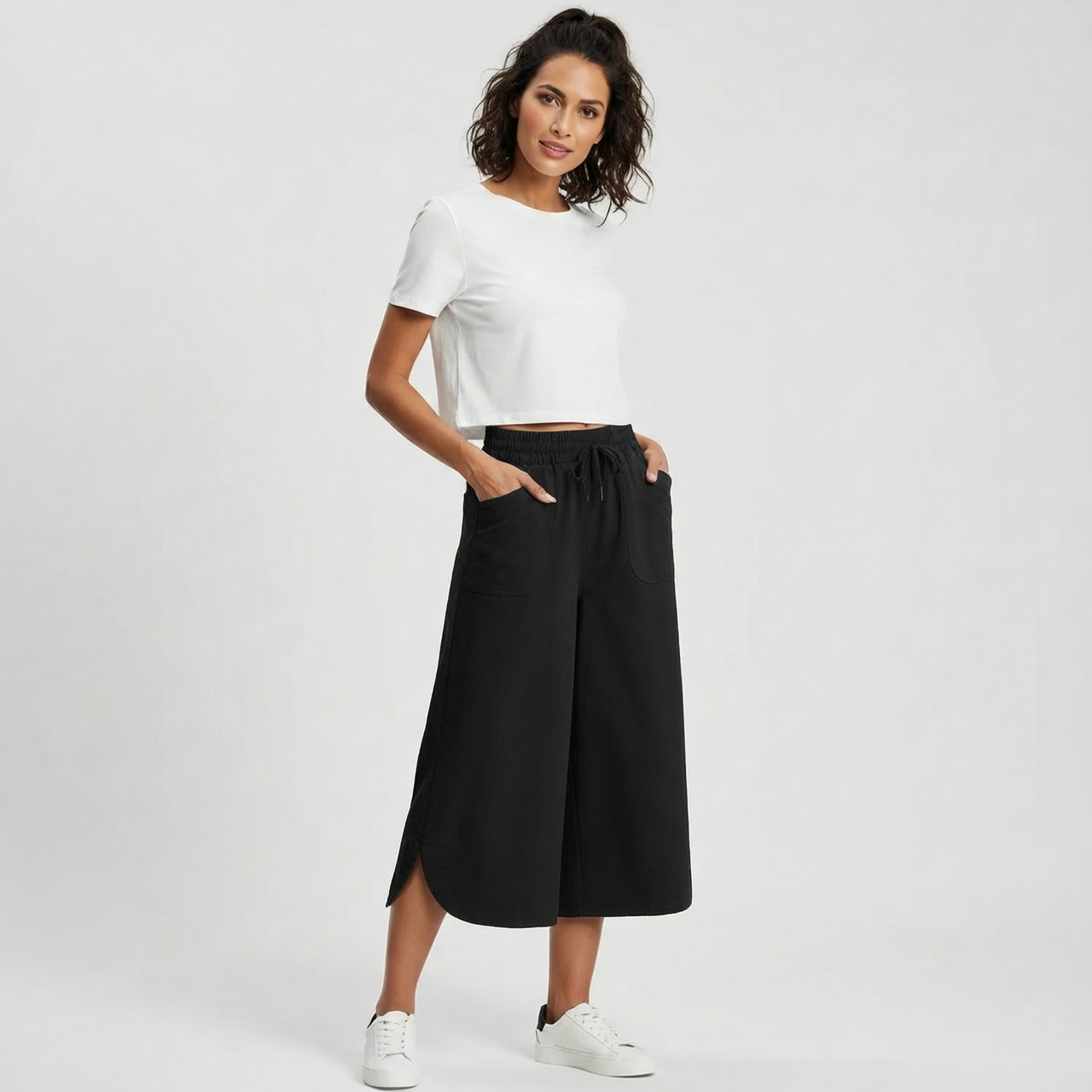 Pierina Danesi™ Pantaloni cropped relaxed per il relax e le uscite