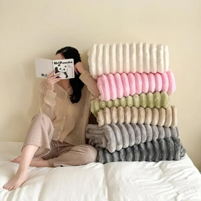 Plushella™ Morbida coperta peluche a forma di coniglio per serate calde e accoglienti