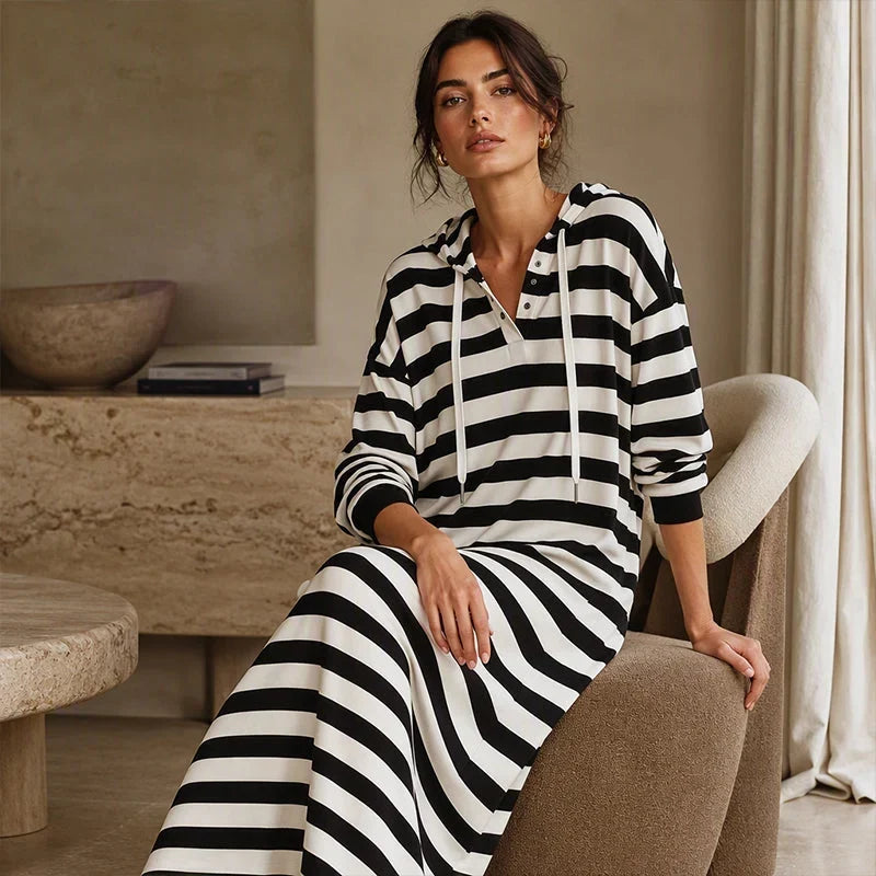 Sabatina Canale™ Vestito felpa a righe comodo per uno stile senza sforzo