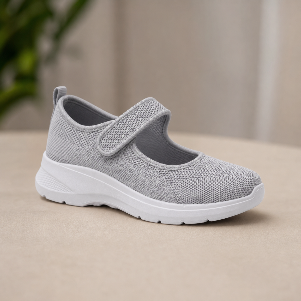 StrideFit Pro™ Sneakers da passeggio ammortizzate con cinturino regolabile