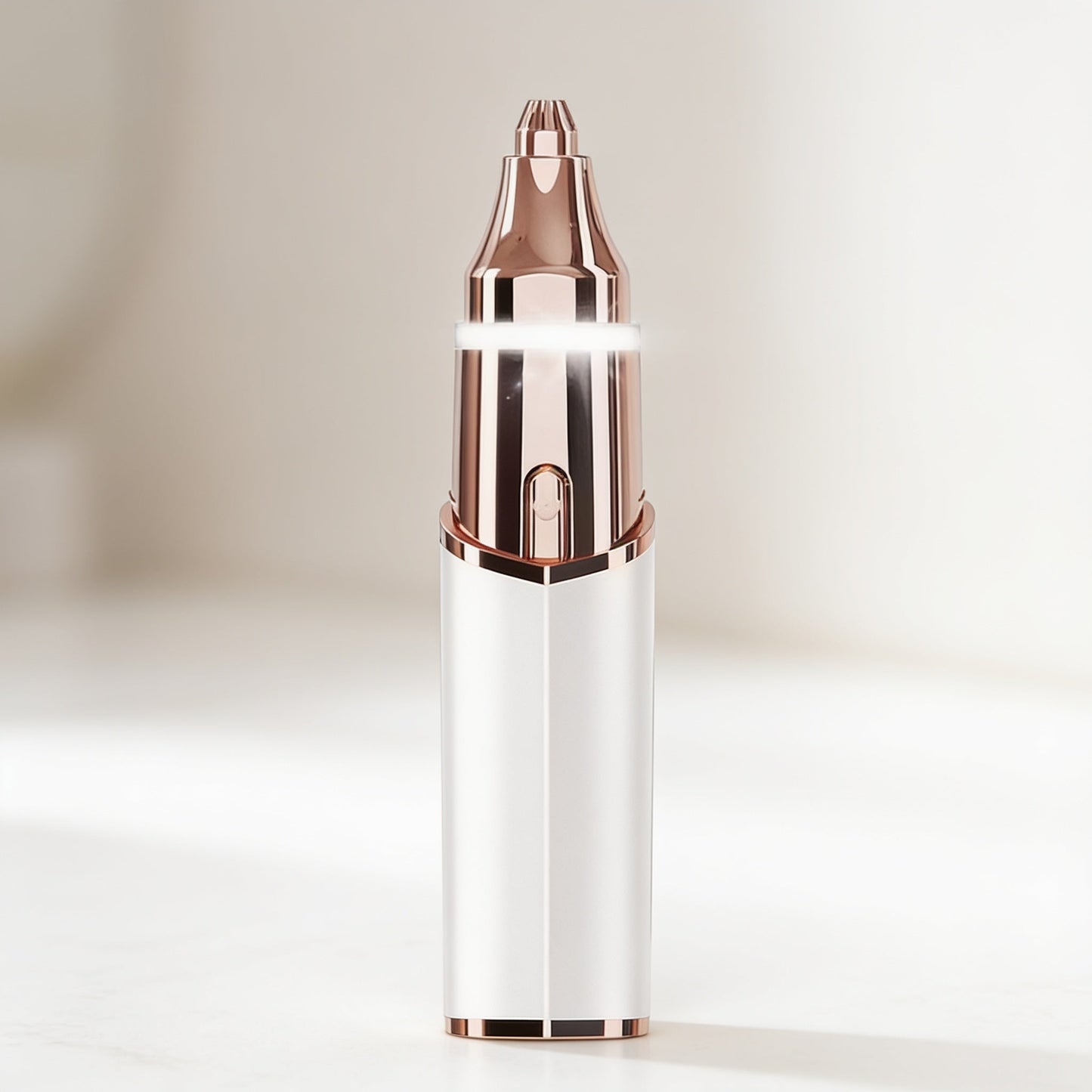 The Trimly Stick™ Regolabarba viso delicato per una pelle liscia