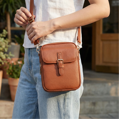 VinCross Pro™ Compact Messenger Bag with Multiple Pockets